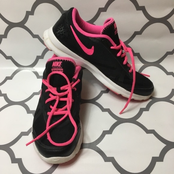 Nike Shoes - Nike training core motion TR2 pink and black